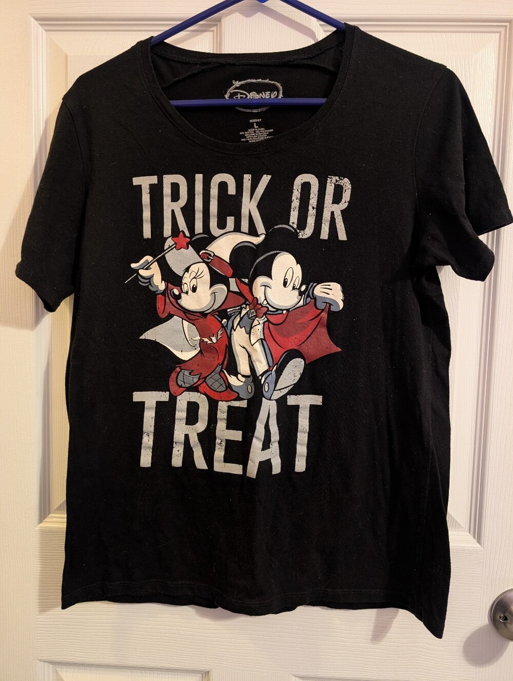 Disney Halloween Mickey Minnie Trick or Treat Black Graphic Tee Shirt Womens L